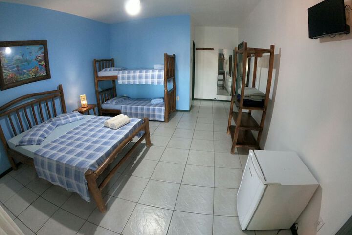 Room 32 of 101