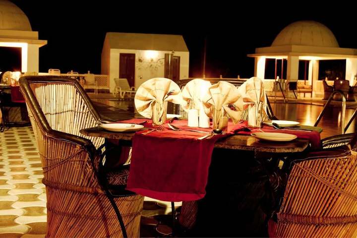 Dining Photos