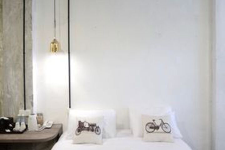 Room 20 of 26