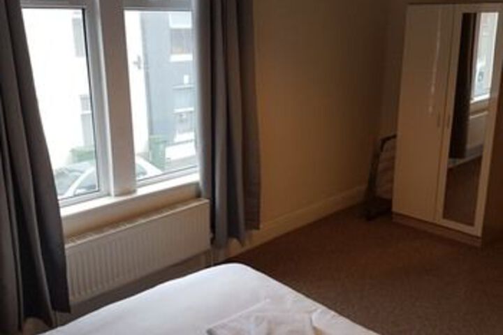 Room 21 of 29