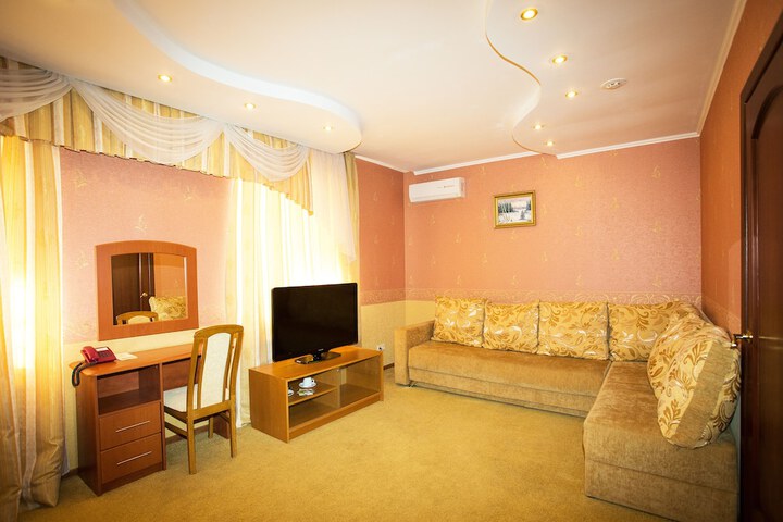 Room 12 of 47