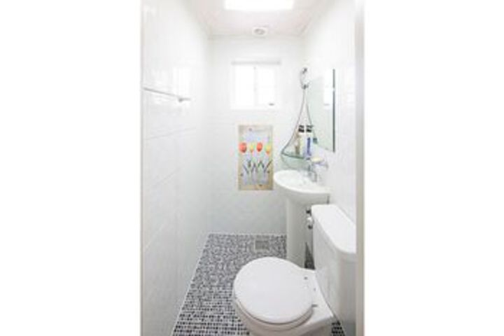 Room 30 of 174