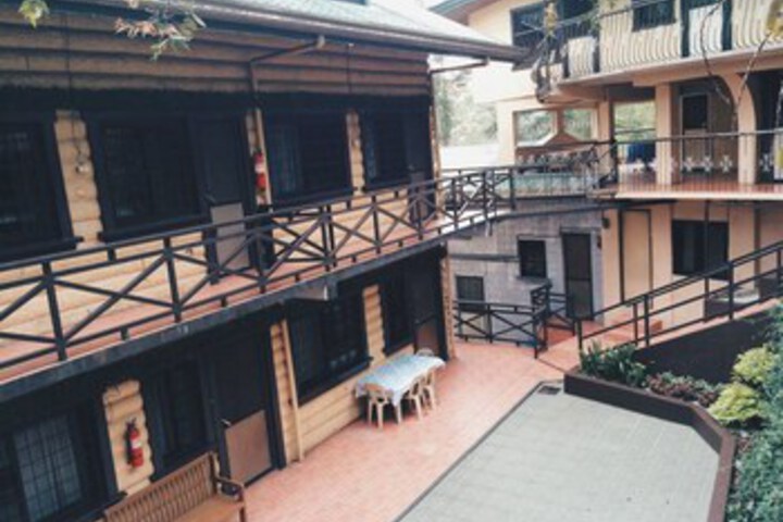 Hotel 3 of 14