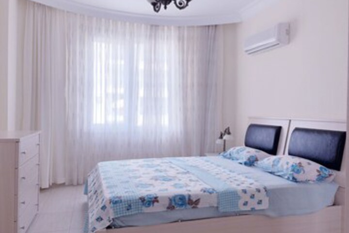 Room 34 of 44