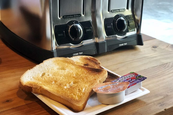 Breakfast/Coffee Service 106 of 129