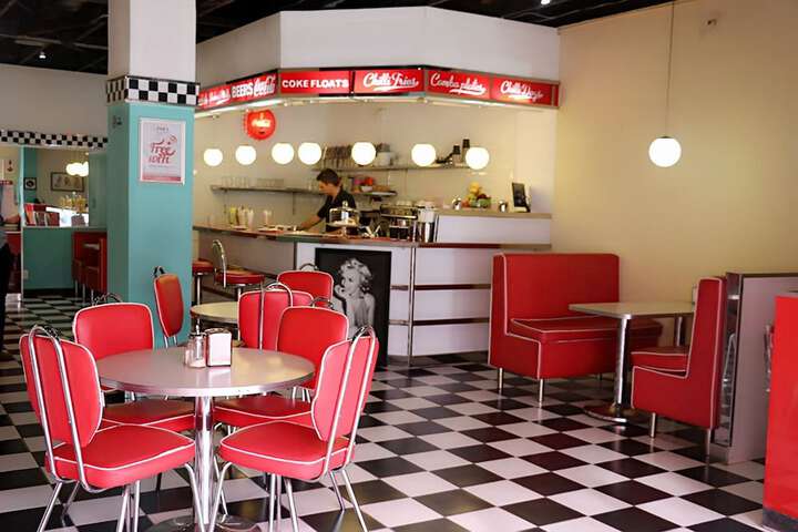 Dining 46 of 93