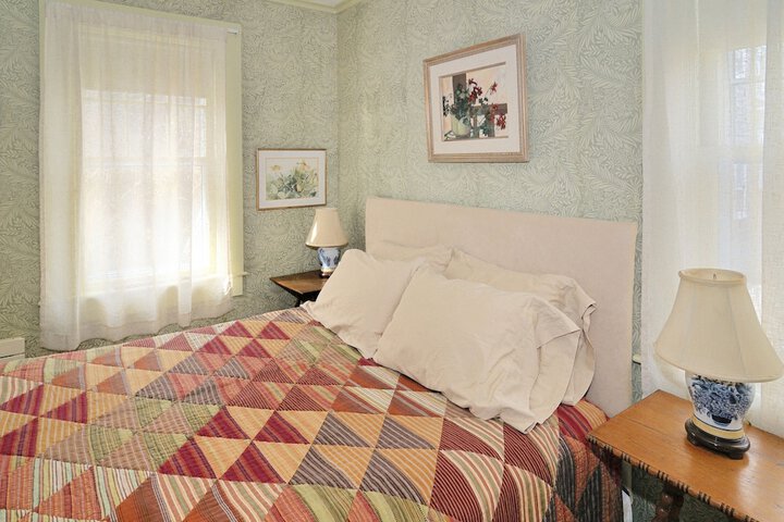 Room 3 of 22