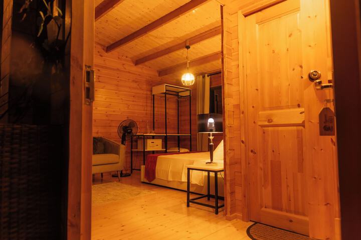 Room 14 of 63