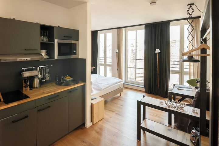 Room 3 of 35