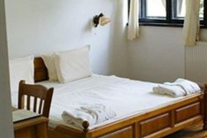 Room 7 of 23