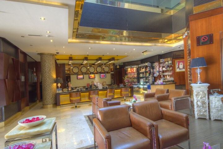 Guest Lobby