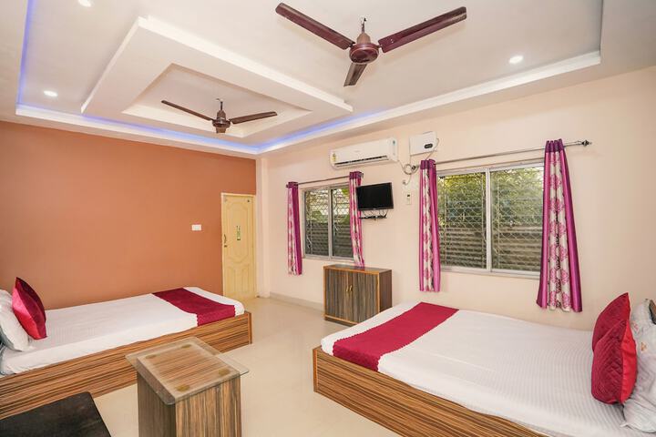 Room 10 of 25