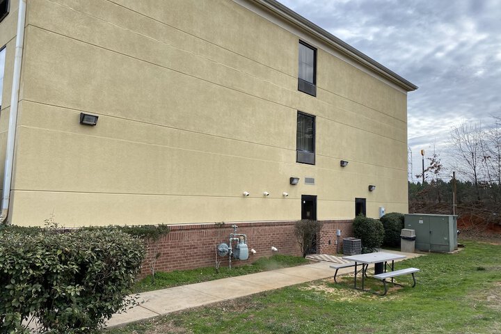 BBQ/picnic area