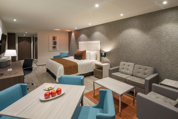 Room 18 of 65