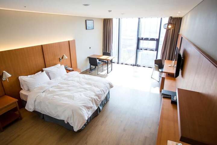 Room 19 of 60