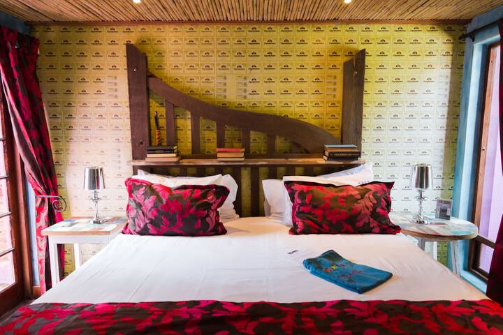 Room 4 of 41