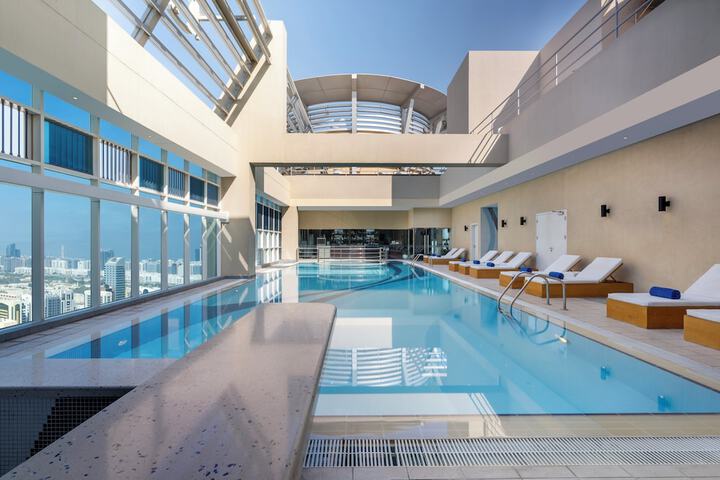 Pool 94 of 178