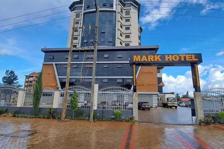 Hotel 112 of 112