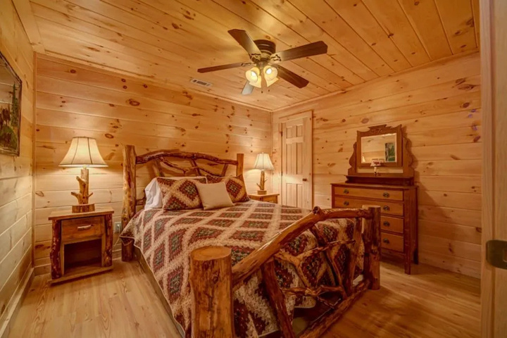 Room 3 of 24