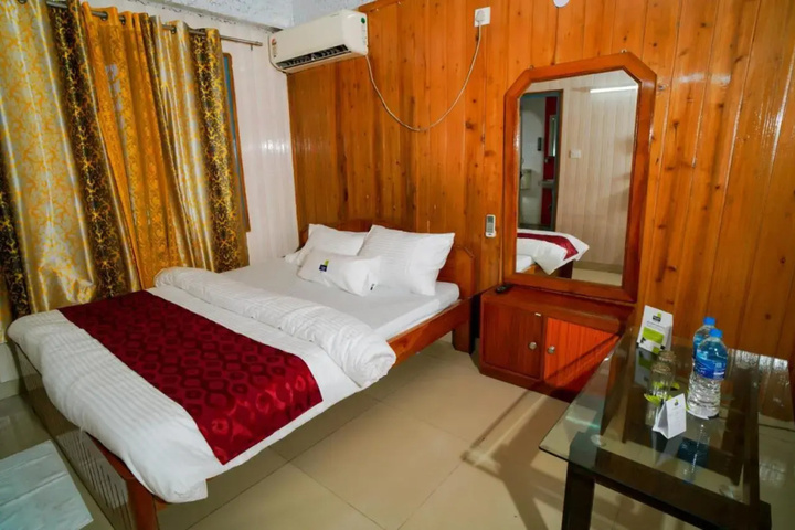 Room 3 of 14