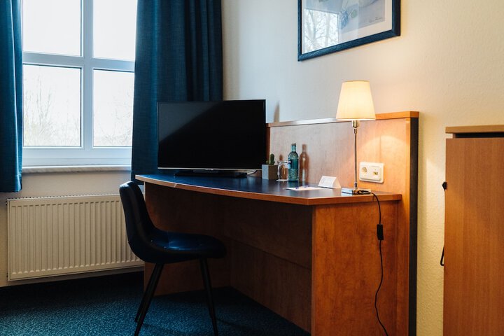 Room 7 of 26
