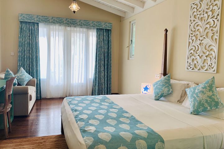 Room 15 of 68