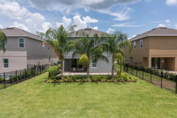 Hotel Exterior 12 of 288