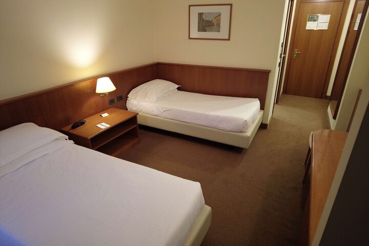 Room 20 of 73