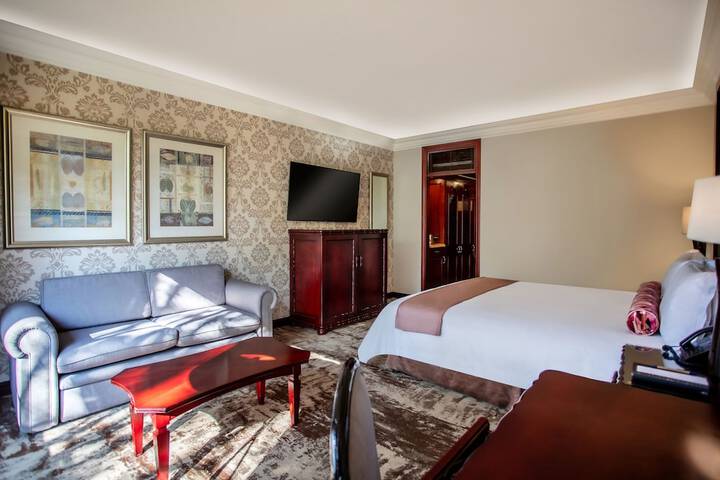 Room 6 of 49