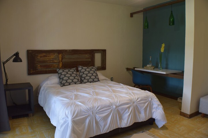 Room 33 of 61