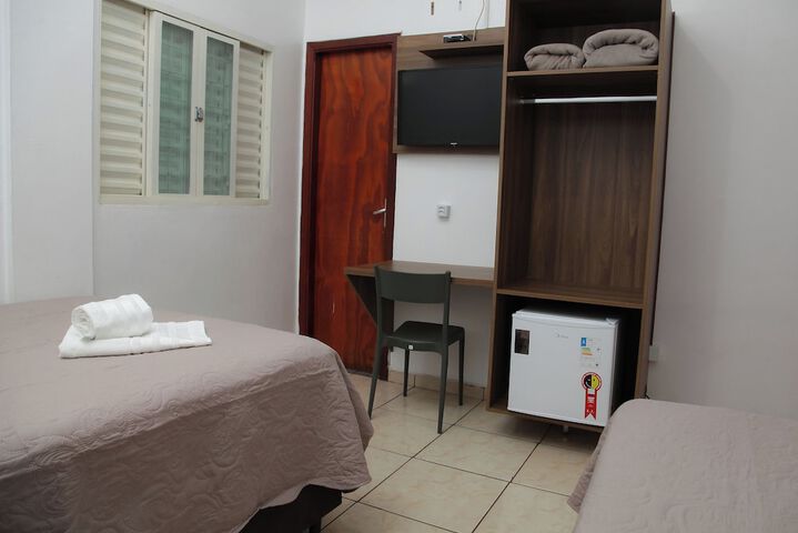 Room 13 of 48
