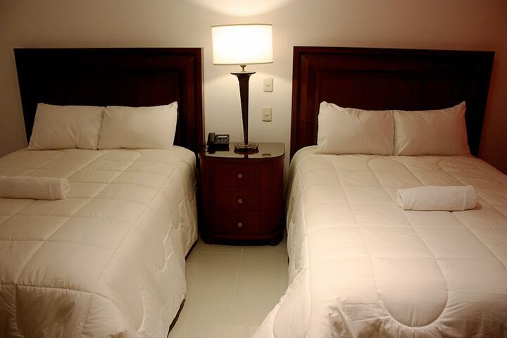 Room 16 of 34