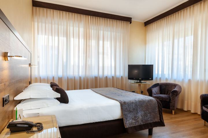 Room 21 of 57