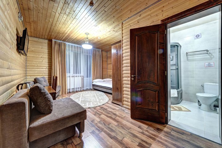 Room 21 of 51