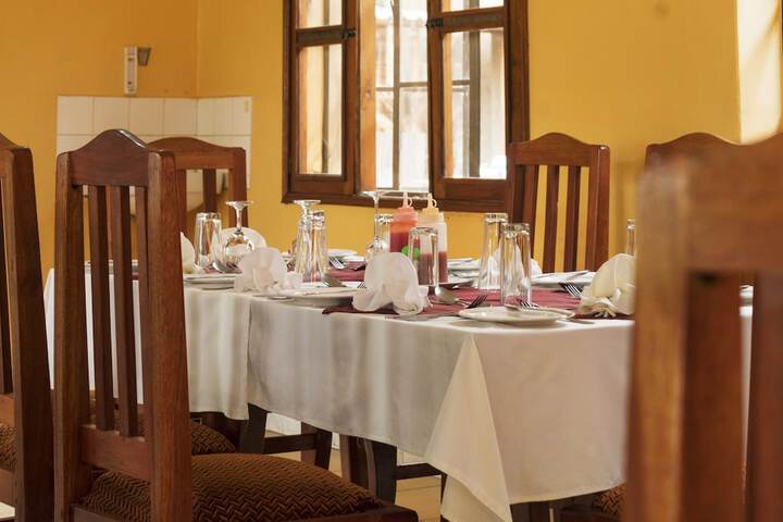 Dining 39 of 71