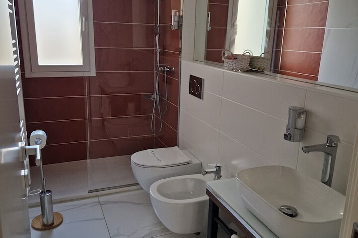 Room 54 of 58