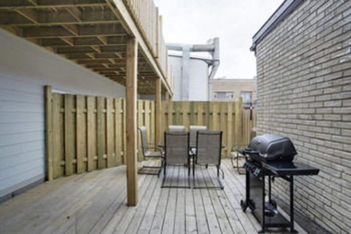 Terrace/Patio 9 of 10