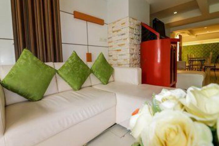 Hotel Interior 18 of 24