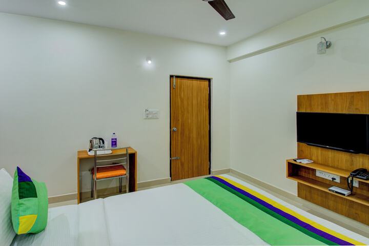 Room 13 of 29