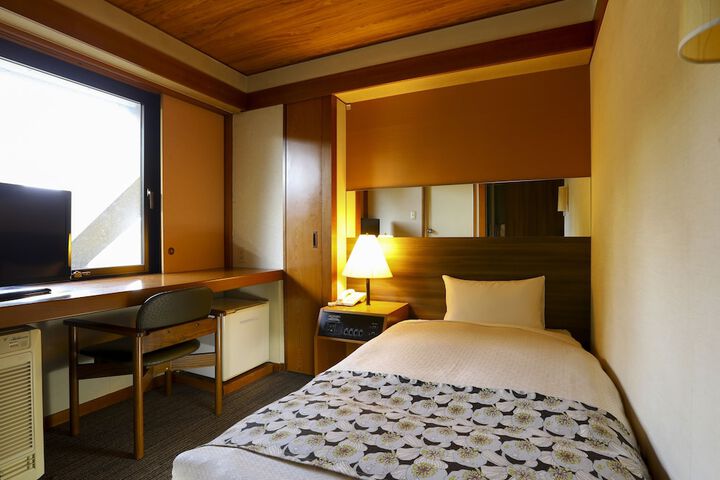 Room 20 of 62
