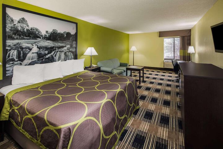 1 King Bed (1 of 8)