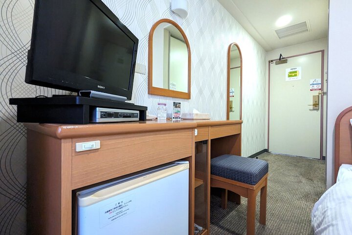 Room 14 of 41
