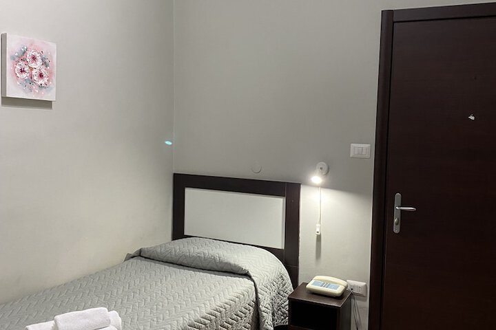 Room 84 of 134