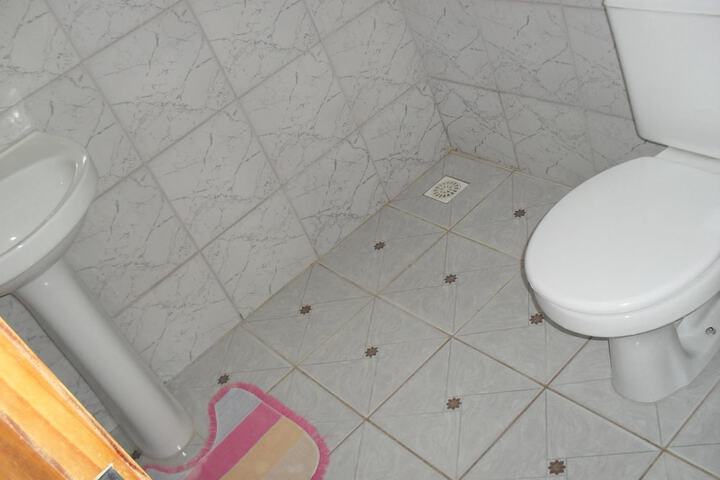 Room 15 of 26