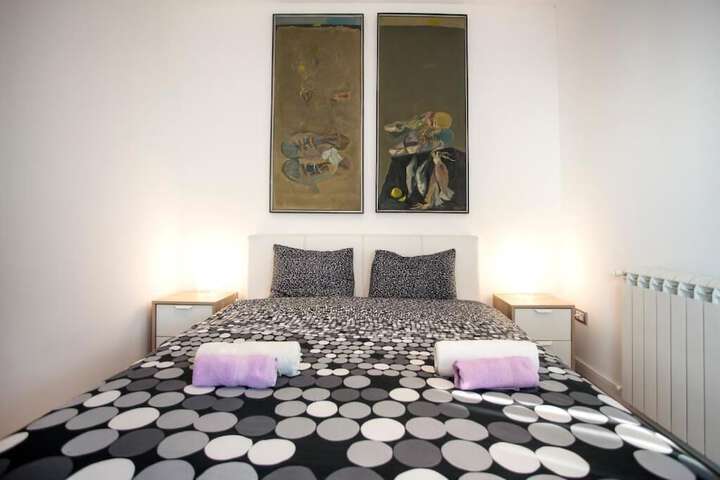Room 4 of 19