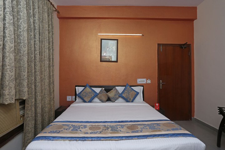 Room 15 of 22