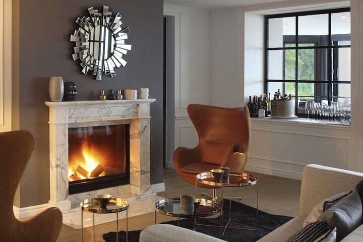 Lounge 117 of 140