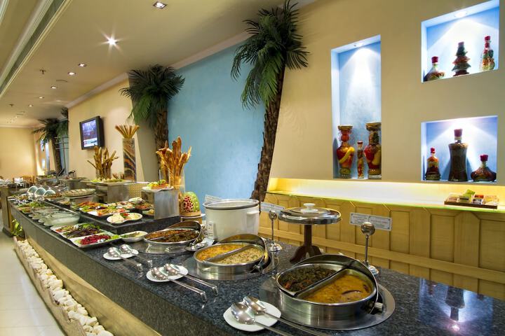 Breakfast/Coffee Service 54 of 70