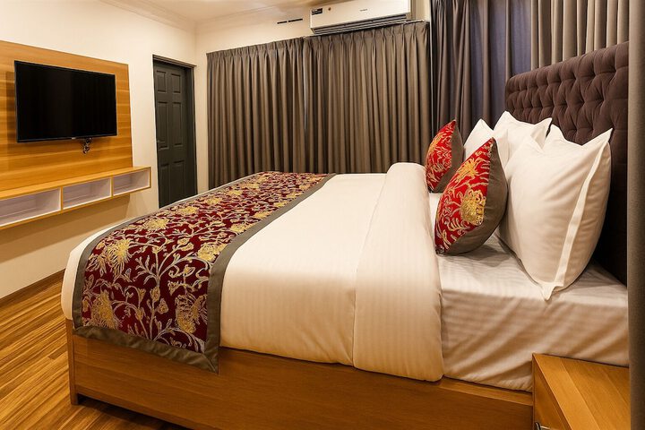Room 6 of 21
