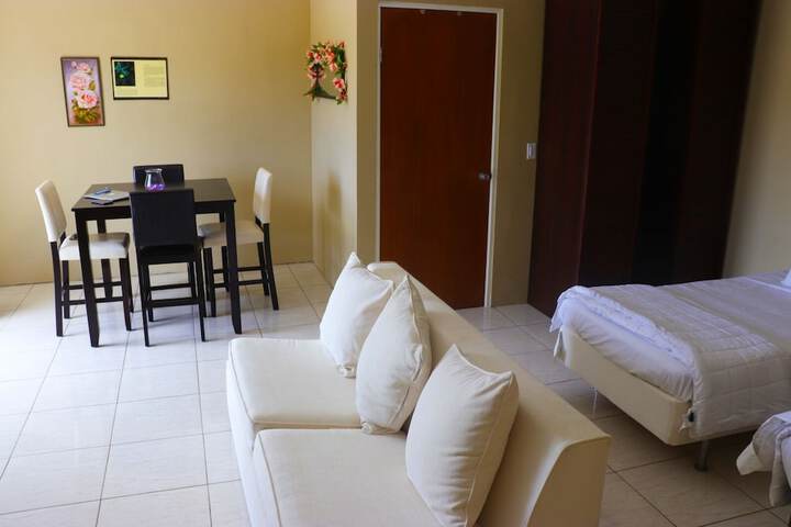 Room 10 of 22